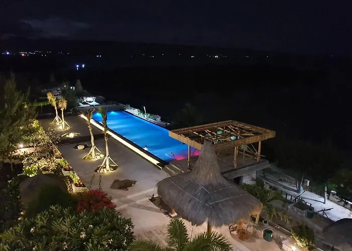 Padadita Beach Hotel